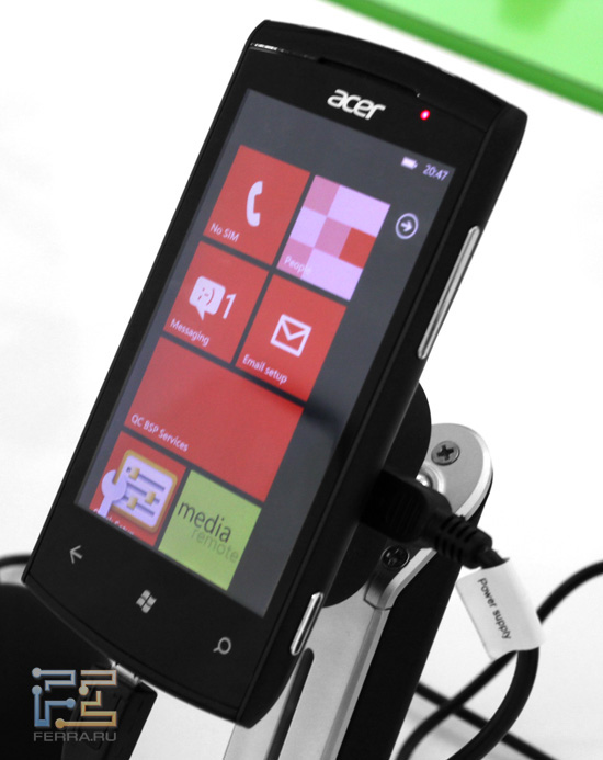 Acer    Windows Phone 7