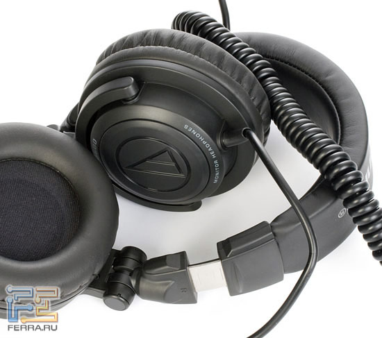  Audio-Technica ATH-PRO500.     1