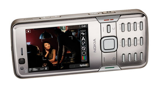 Symbian-   Nokia N82 1